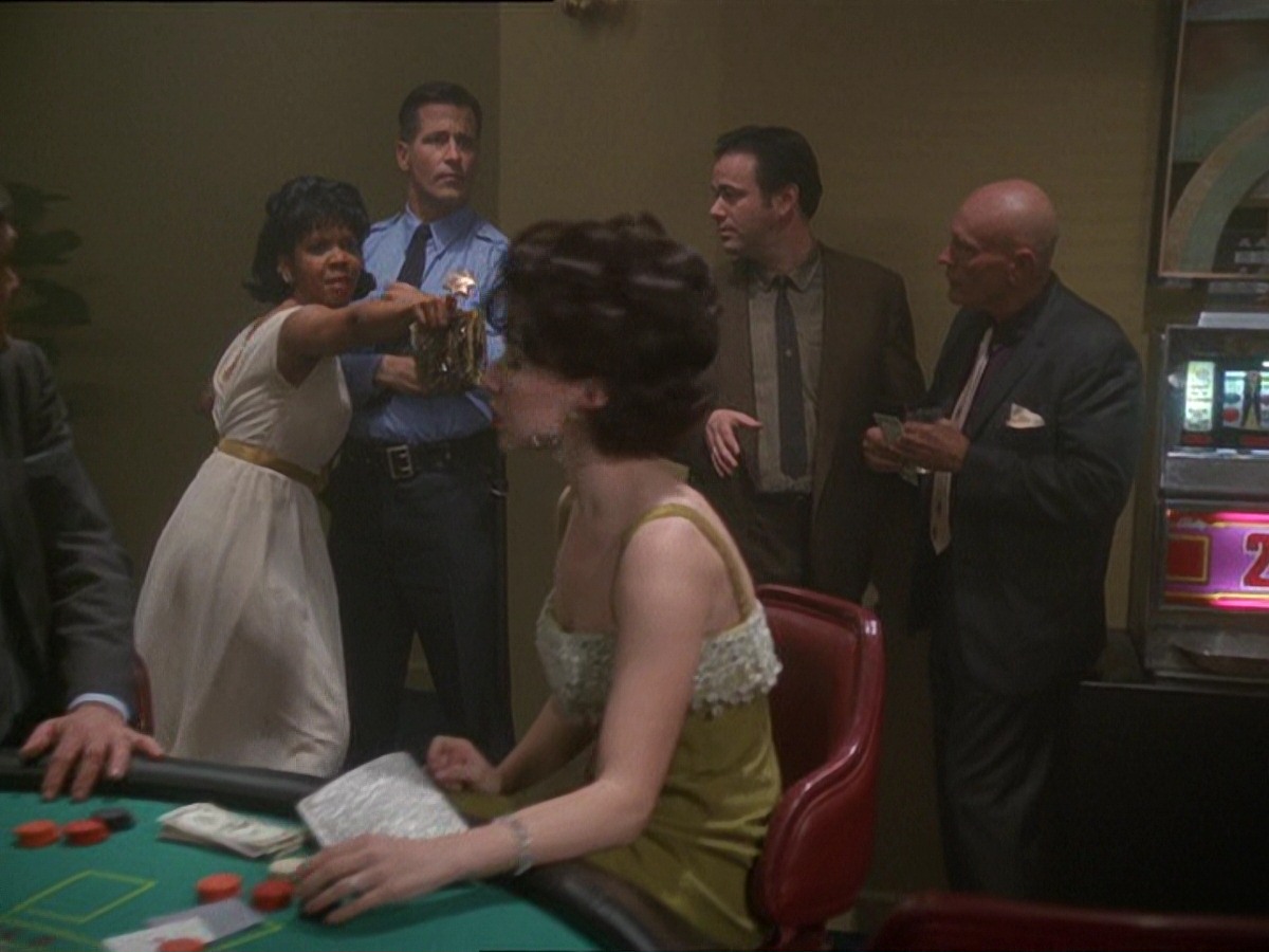 extant_StarTrek_DS9_7x15-Badda-BingBadda-Bang_2736.jpg