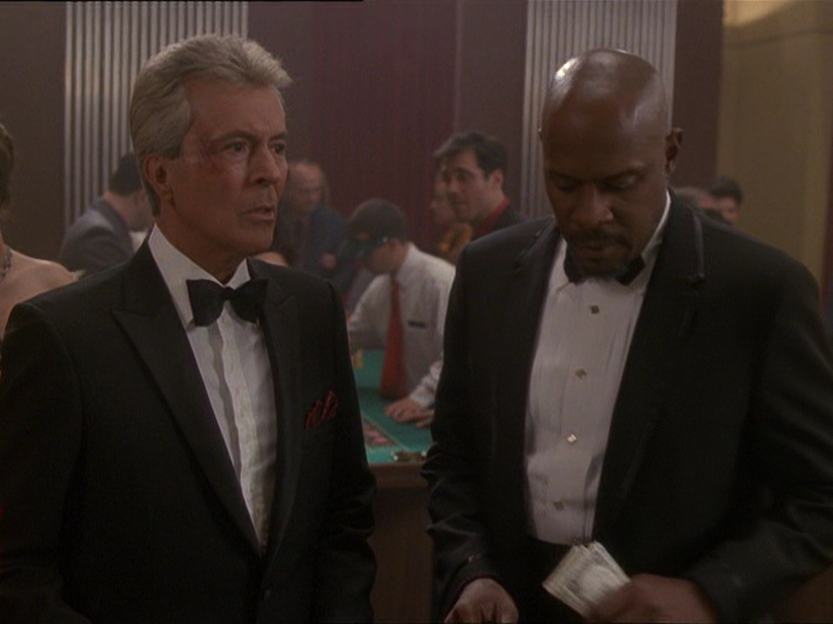 extant_StarTrek_DS9_7x15-Badda-BingBadda-Bang_3112.jpg