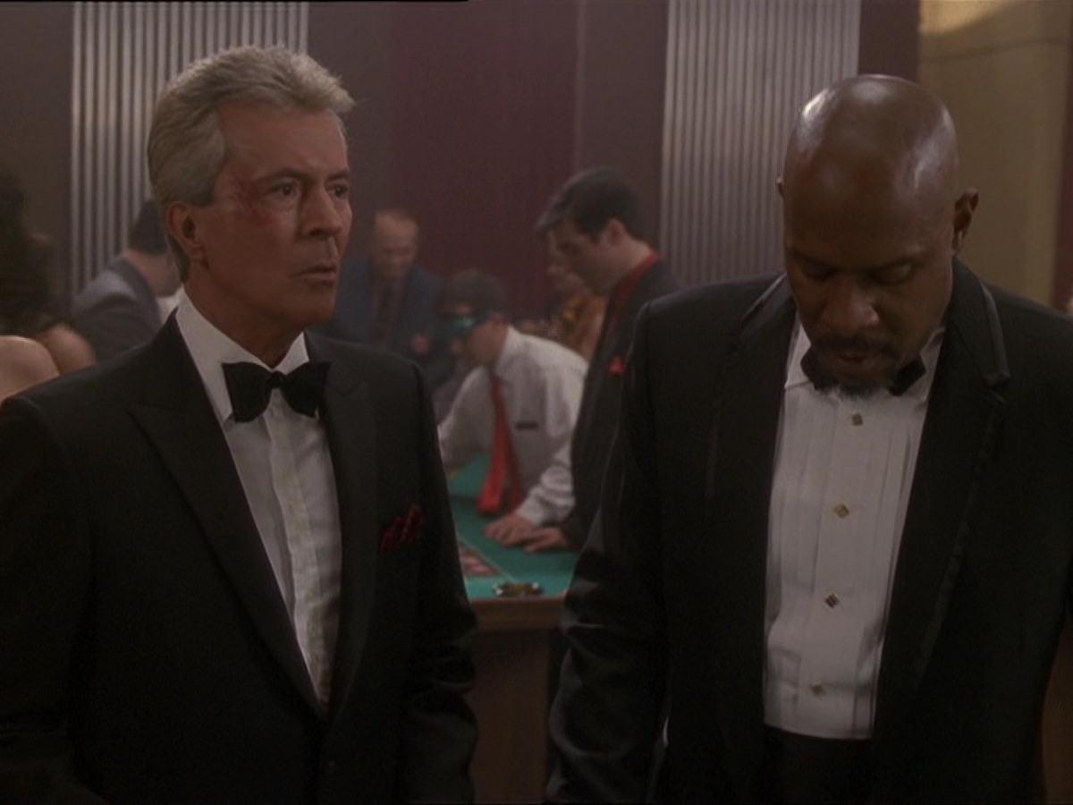extant_StarTrek_DS9_7x15-Badda-BingBadda-Bang_3113.jpg