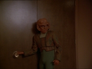 extant_StarTrek_DS9_7x15-Badda-BingBadda-Bang_1944.jpg