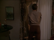 extant_StarTrek_DS9_7x15-Badda-BingBadda-Bang_1946.jpg