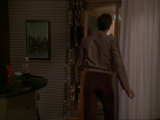 extant_StarTrek_DS9_7x15-Badda-BingBadda-Bang_1947.jpg