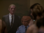 extant_StarTrek_DS9_7x15-Badda-BingBadda-Bang_2231.jpg