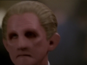 extant_StarTrek_DS9_7x15-Badda-BingBadda-Bang_2244.jpg