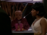 extant_StarTrek_DS9_7x15-Badda-BingBadda-Bang_2387.jpg
