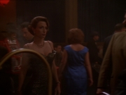 extant_StarTrek_DS9_7x15-Badda-BingBadda-Bang_2423.jpg