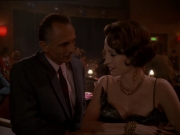 extant_StarTrek_DS9_7x15-Badda-BingBadda-Bang_2458.jpg