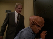 extant_StarTrek_DS9_7x15-Badda-BingBadda-Bang_2910.jpg