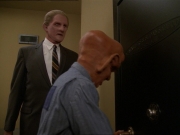 extant_StarTrek_DS9_7x15-Badda-BingBadda-Bang_2916.jpg