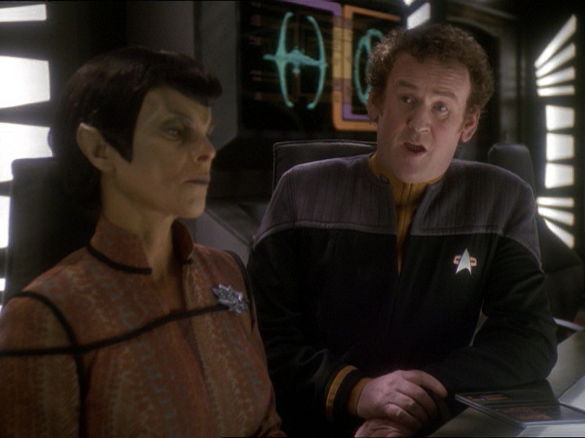 extant_StarTrek_DS9_7x16-InterArmaEnimSilentLeges_0032.jpg