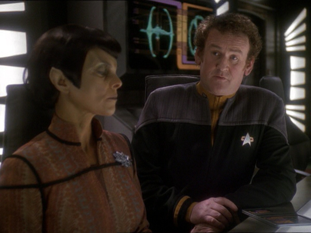 extant_StarTrek_DS9_7x16-InterArmaEnimSilentLeges_0033.jpg