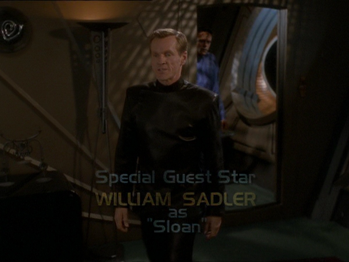 extant_StarTrek_DS9_7x16-InterArmaEnimSilentLeges_0566.jpg