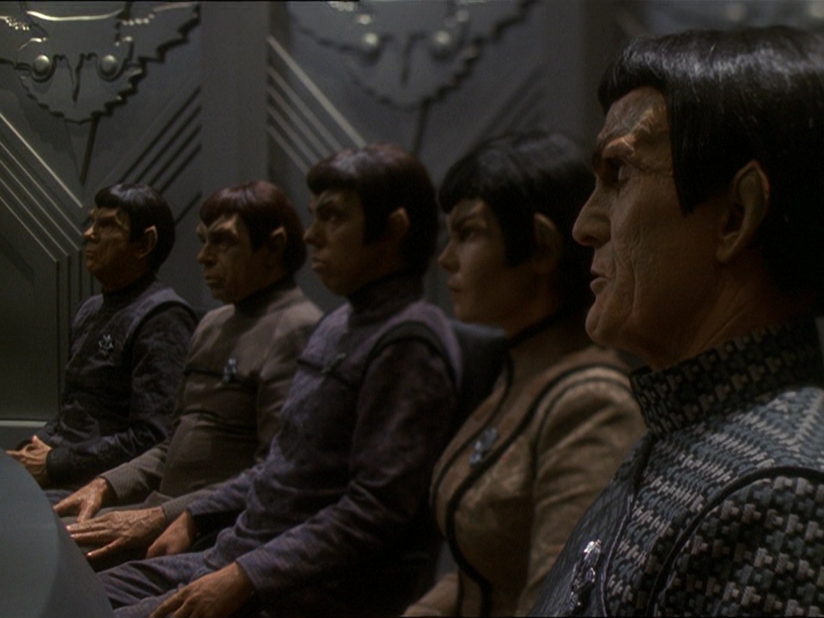 extant_StarTrek_DS9_7x16-InterArmaEnimSilentLeges_3111.jpg