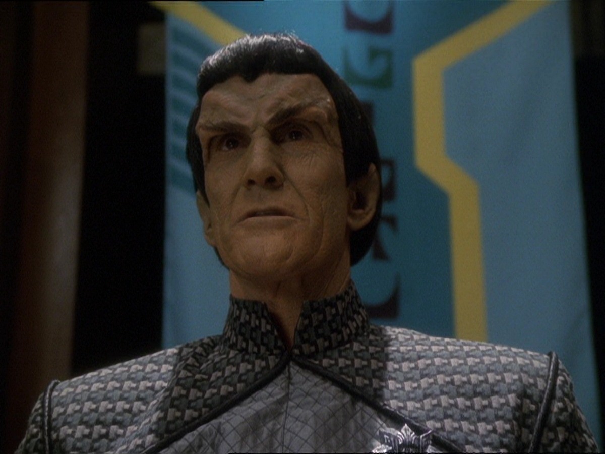 extant_StarTrek_DS9_7x16-InterArmaEnimSilentLeges_3124.jpg