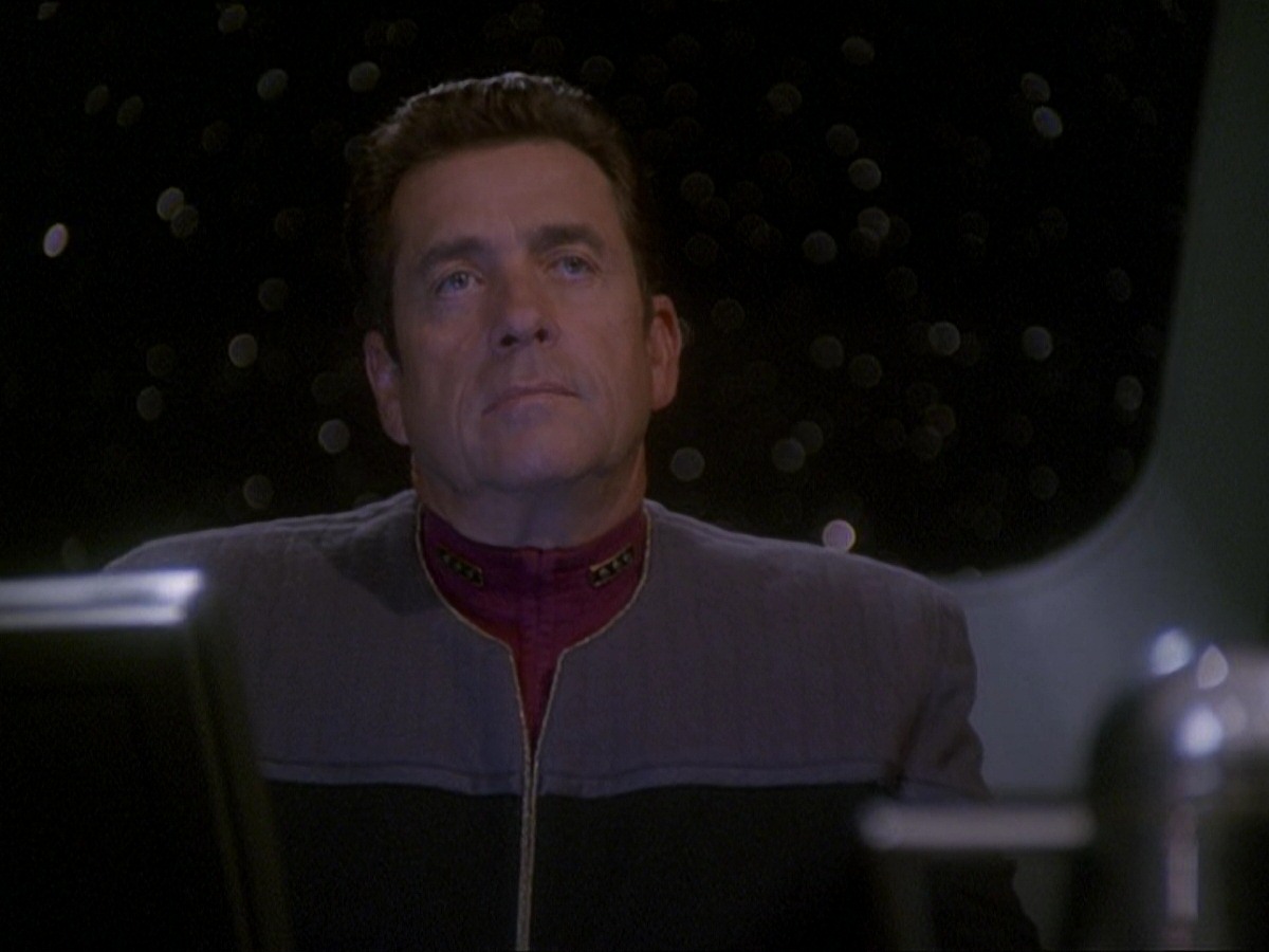 extant_StarTrek_DS9_7x16-InterArmaEnimSilentLeges_3260.jpg
