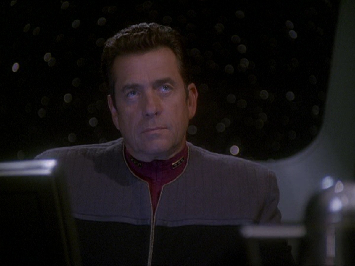 extant_StarTrek_DS9_7x16-InterArmaEnimSilentLeges_3261.jpg