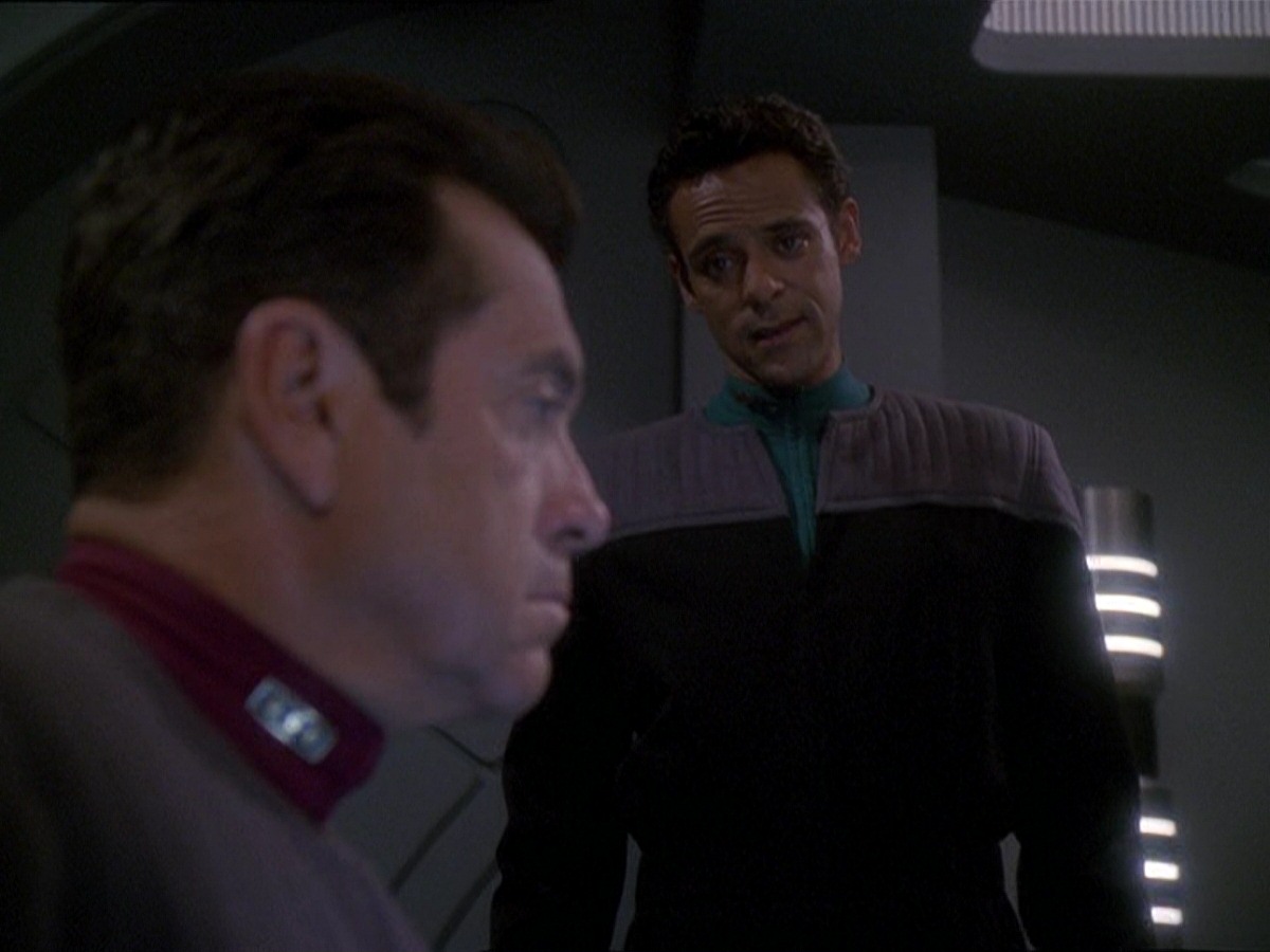 extant_StarTrek_DS9_7x16-InterArmaEnimSilentLeges_3318.jpg