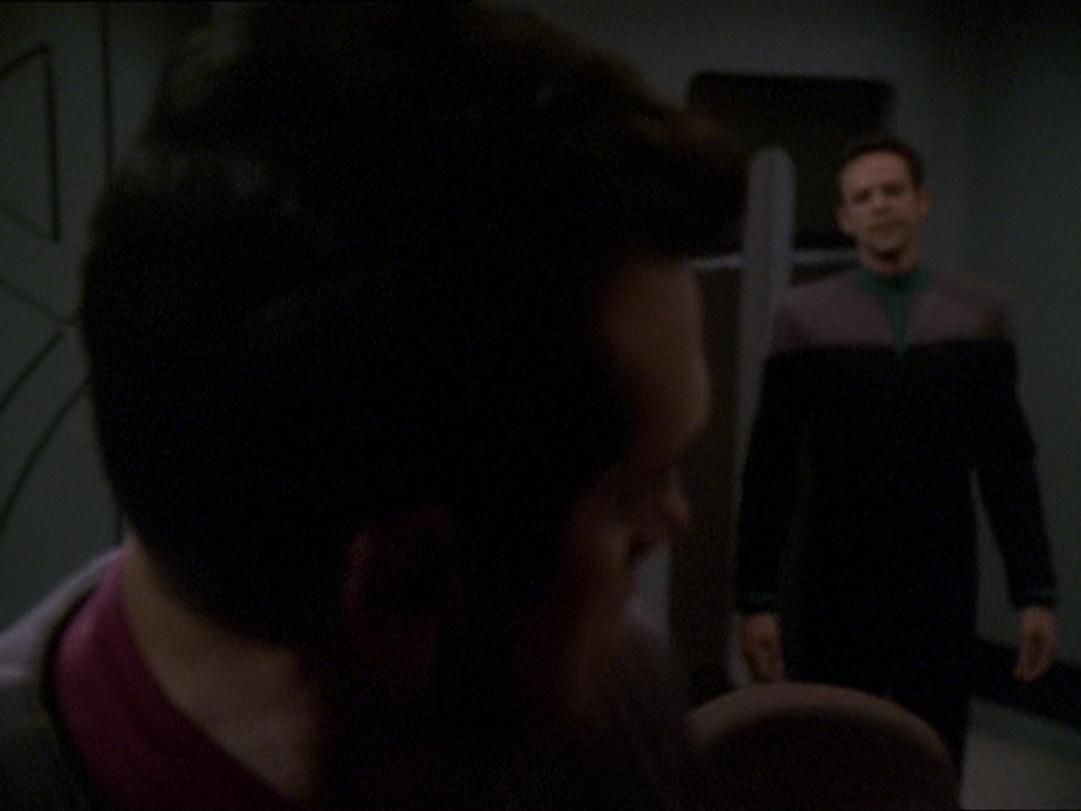 extant_StarTrek_DS9_7x16-InterArmaEnimSilentLeges_3534.jpg