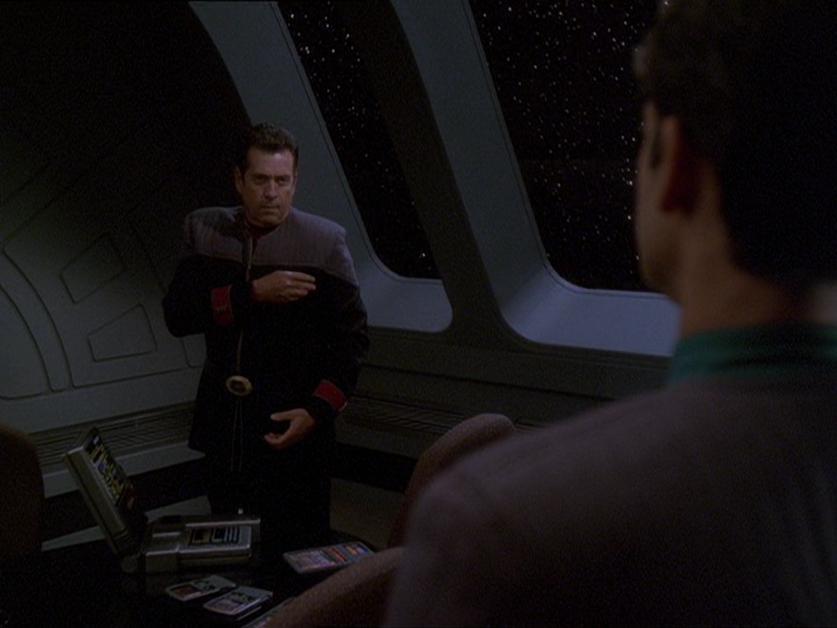 extant_StarTrek_DS9_7x16-InterArmaEnimSilentLeges_3543.jpg