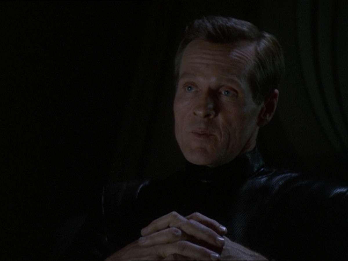 extant_StarTrek_DS9_7x16-InterArmaEnimSilentLeges_3645.jpg