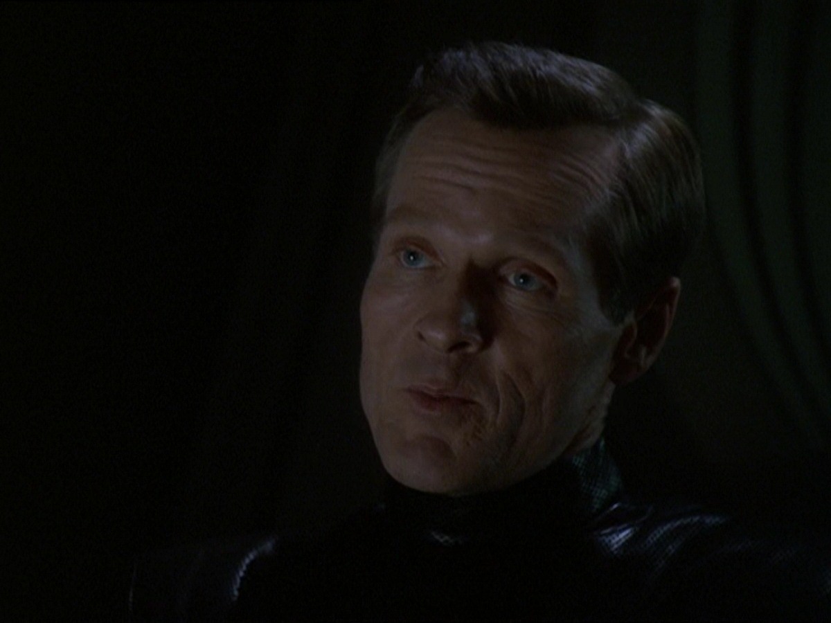 extant_StarTrek_DS9_7x16-InterArmaEnimSilentLeges_3656.jpg