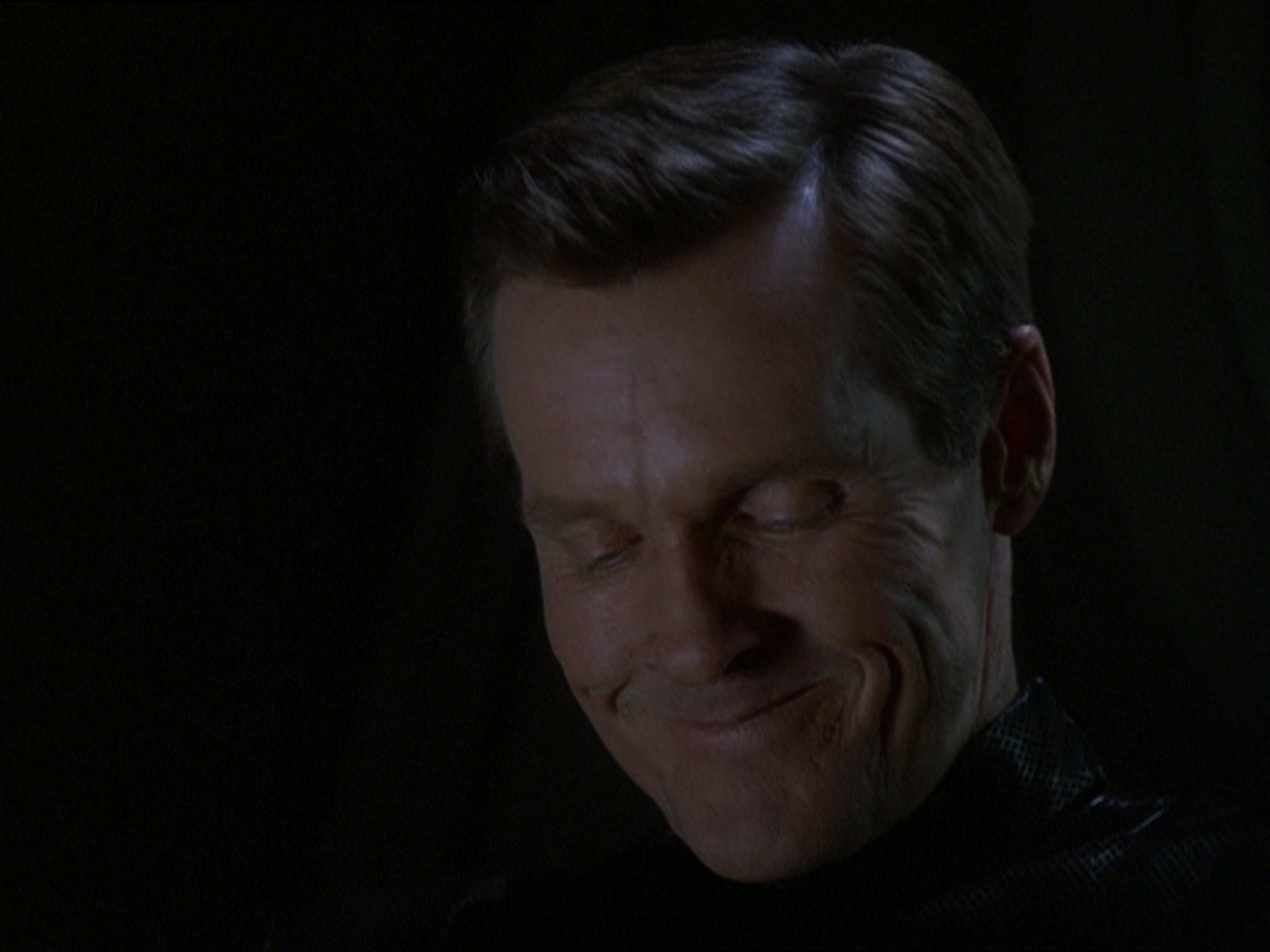 extant_StarTrek_DS9_7x16-InterArmaEnimSilentLeges_3673.jpg