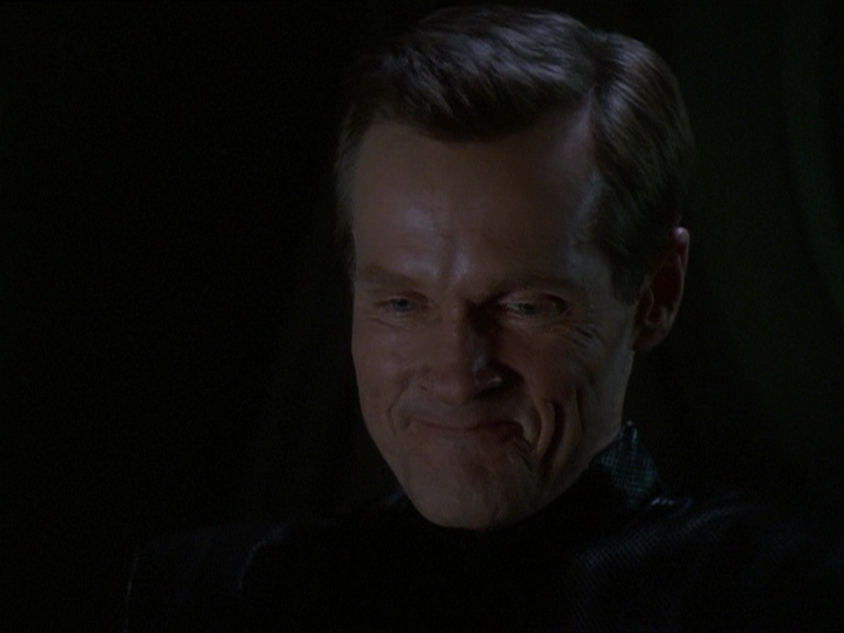 extant_StarTrek_DS9_7x16-InterArmaEnimSilentLeges_3678.jpg