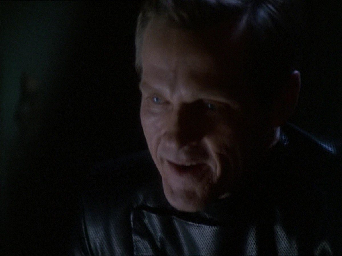 extant_StarTrek_DS9_7x16-InterArmaEnimSilentLeges_3681.jpg