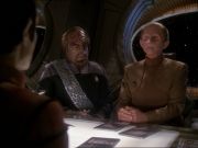 Filename=extant_StarTrek_DS9_7x16-InterArmaEnimSilentLeges_0026.jpg
Filesize=158KiB
Dimensions=1200x900
Date added=Jan 21, 2020 extant_StarTrek_DS9_7x16-InterArmaEnimSilentLeges_0026.jpg