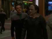 Filename=extant_StarTrek_DS9_7x16-InterArmaEnimSilentLeges_0158.jpg
Filesize=135KiB
Dimensions=1200x900
Date added=Jan 21, 2020 extant_StarTrek_DS9_7x16-InterArmaEnimSilentLeges_0158.jpg
