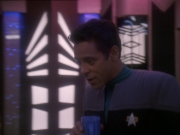 Filename=extant_StarTrek_DS9_7x16-InterArmaEnimSilentLeges_0205.jpg
Filesize=145KiB
Dimensions=1200x900
Date added=Jan 21, 2020 extant_StarTrek_DS9_7x16-InterArmaEnimSilentLeges_0205.jpg