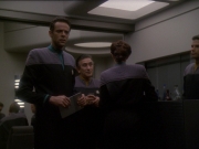 extant_StarTrek_DS9_7x16-InterArmaEnimSilentLeges_2140.jpg