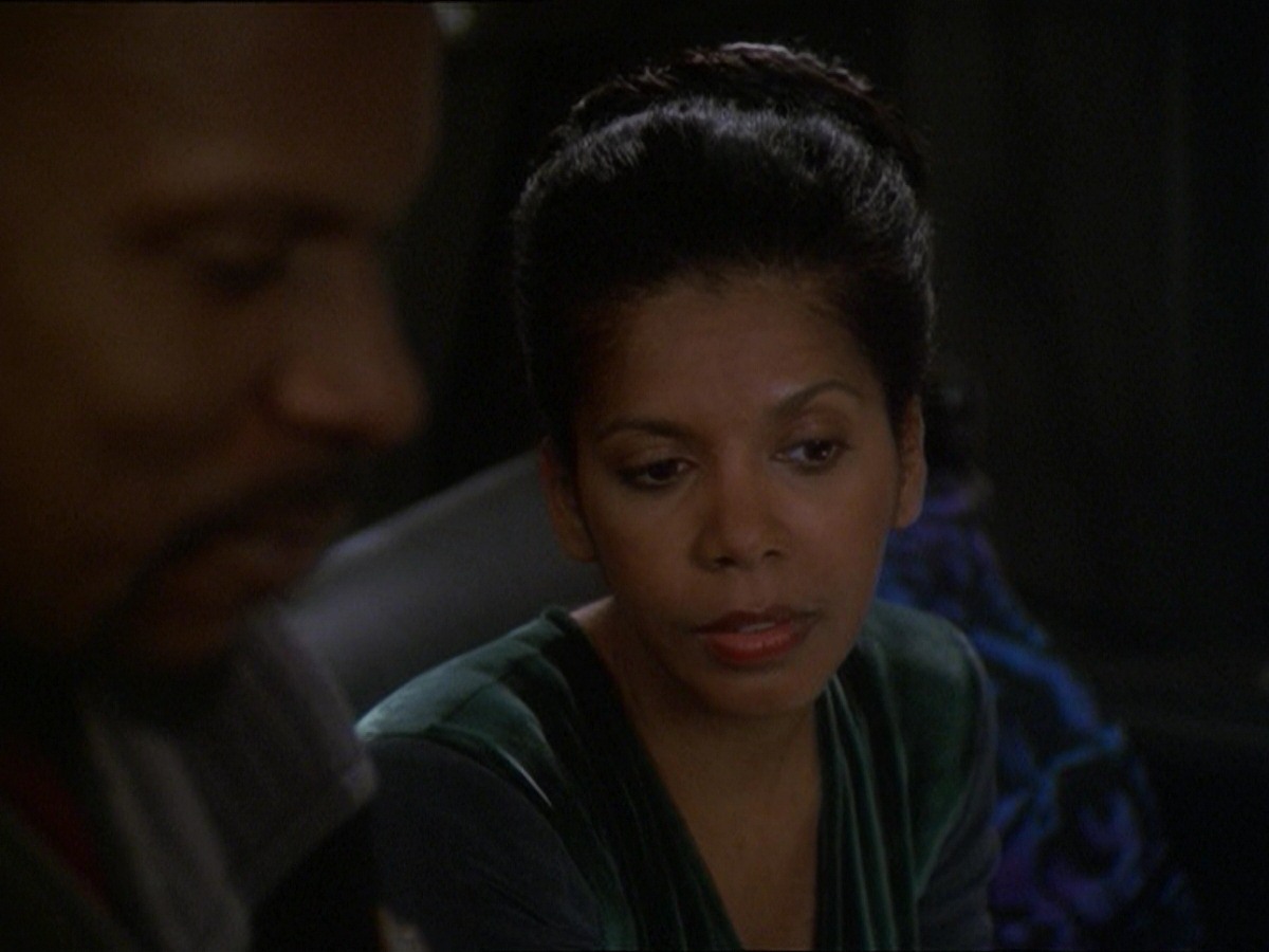 extant_StarTrek_DS9_7x17-Penumbra_0037.jpg