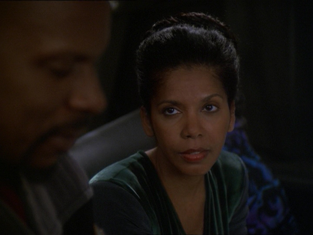 extant_StarTrek_DS9_7x17-Penumbra_0042.jpg
