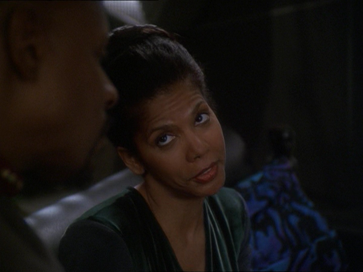 extant_StarTrek_DS9_7x17-Penumbra_0121.jpg