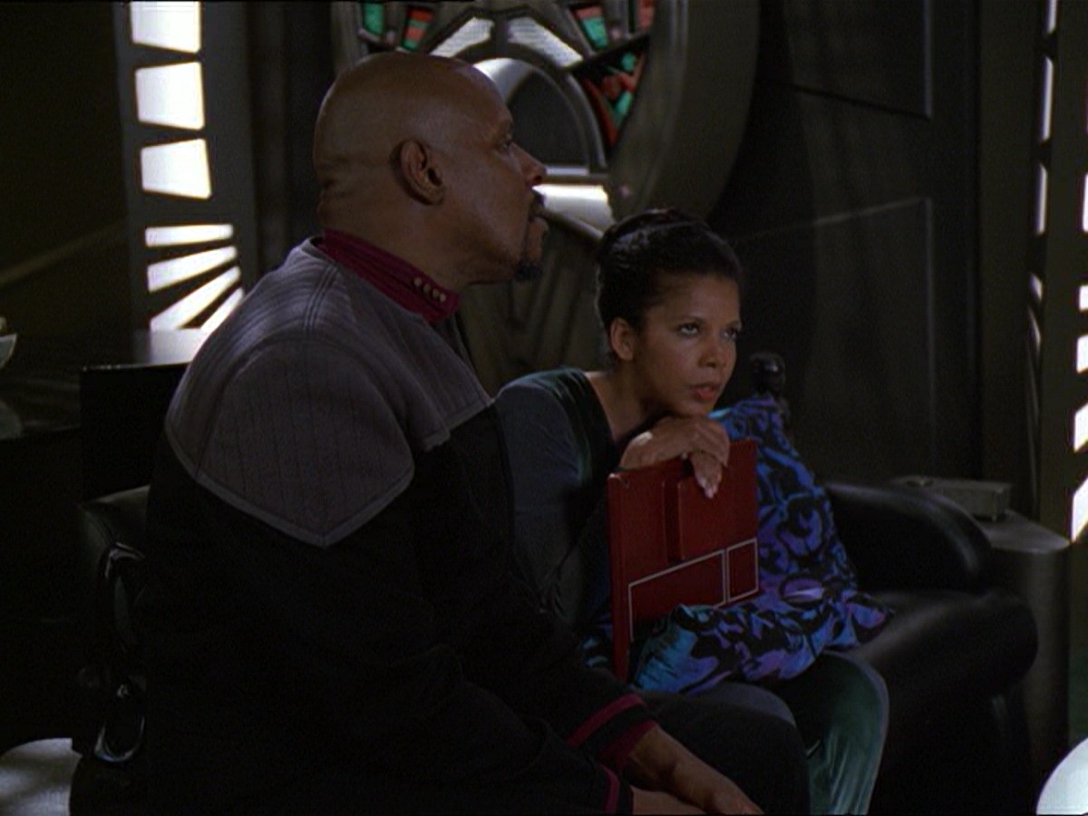 extant_StarTrek_DS9_7x17-Penumbra_0148.jpg
