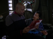 extant_StarTrek_DS9_7x17-Penumbra_0028.jpg