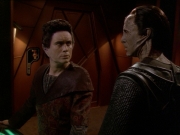 extant_StarTrek_DS9_7x17-Penumbra_3396.jpg