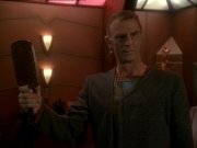 extant_StarTrek_DS9_7x17-Penumbra_3469.jpg