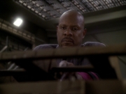 extant_StarTrek_DS9_7x17-Penumbra_3532.jpg
