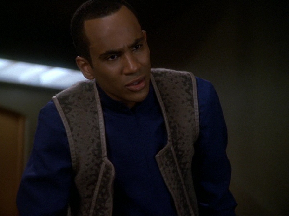extant_StarTrek_DS9_7x18-TilDeathDoUsPart_0129.jpg