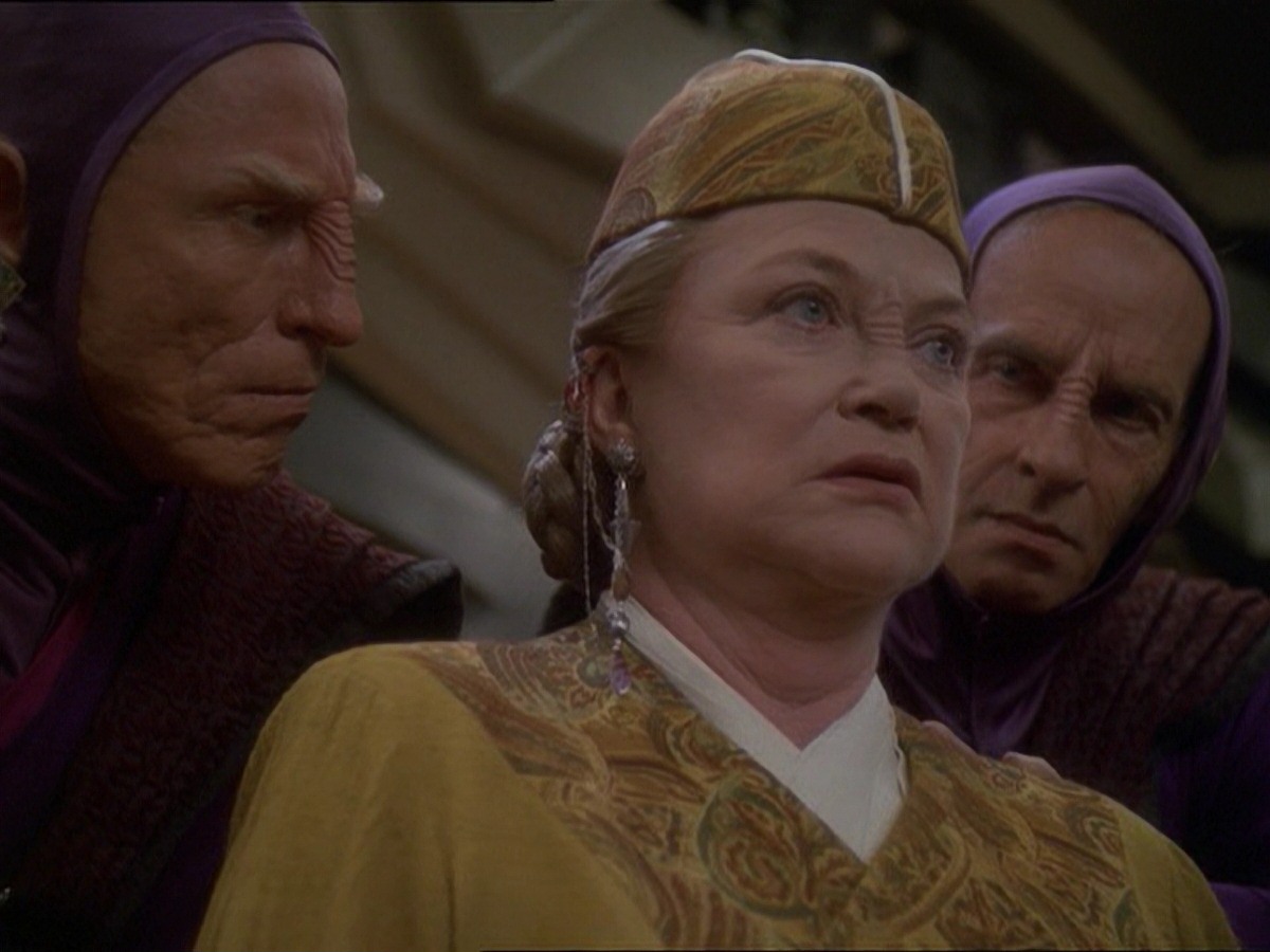 extant_StarTrek_DS9_7x18-TilDeathDoUsPart_0440.jpg