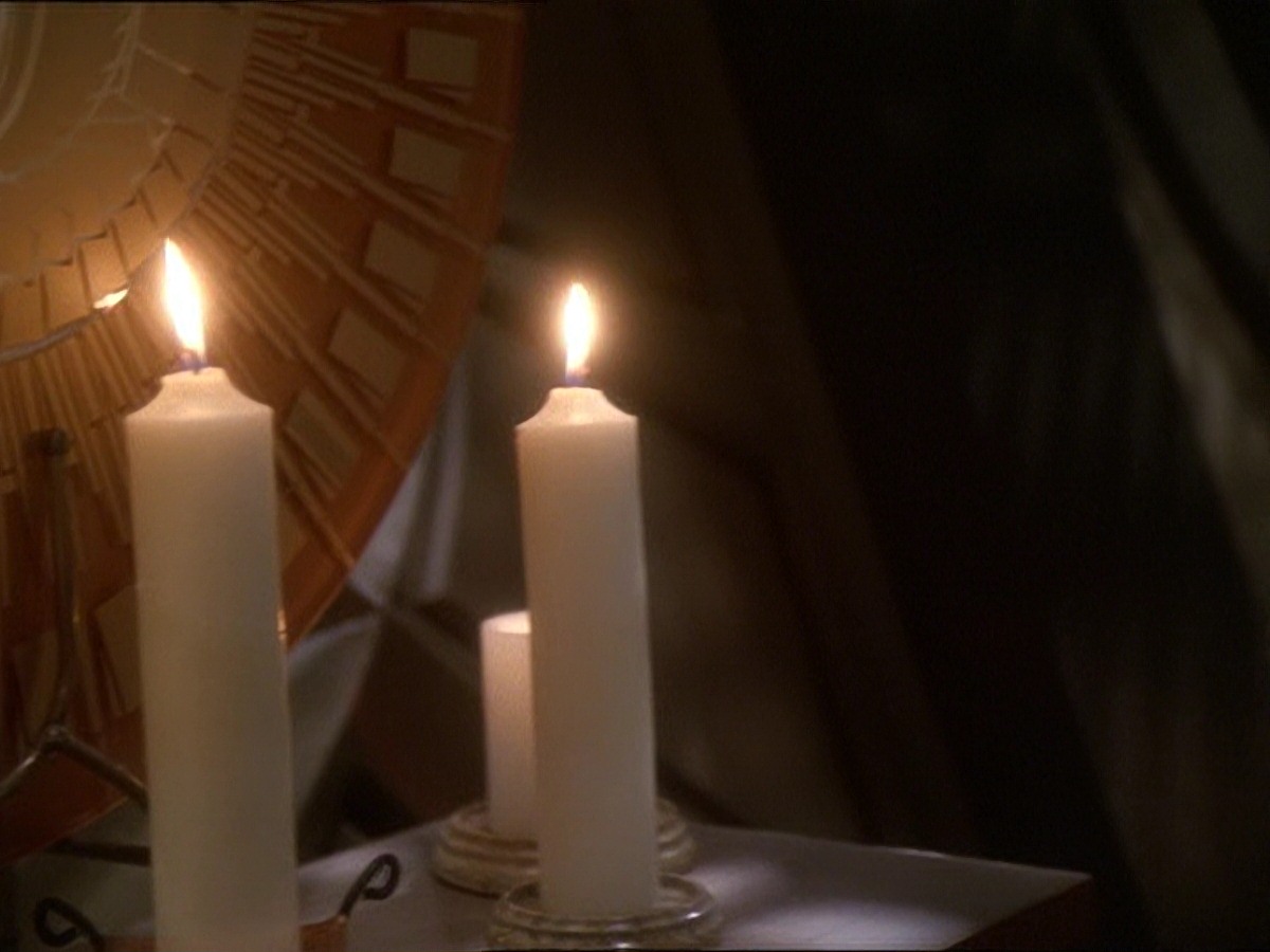 extant_StarTrek_DS9_7x18-TilDeathDoUsPart_1605.jpg