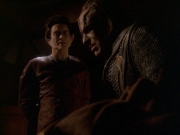 Filename=extant_StarTrek_DS9_7x18-TilDeathDoUsPart_0946.jpg
Filesize=161KiB
Dimensions=1200x900
Date added=Jan 22, 2020 extant_StarTrek_DS9_7x18-TilDeathDoUsPart_0946.jpg