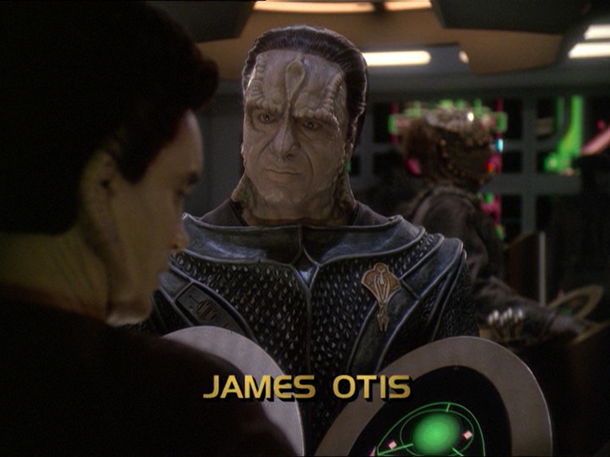 extant_StarTrek_DS9_7x19-StrangeBedfellows_0420.jpg