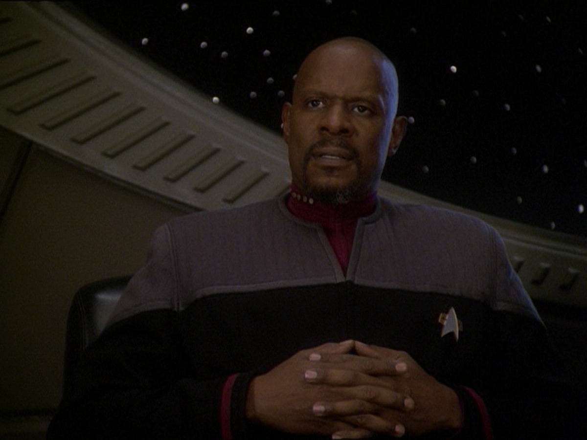 extant_StarTrek_DS9_7x19-StrangeBedfellows_0660.jpg