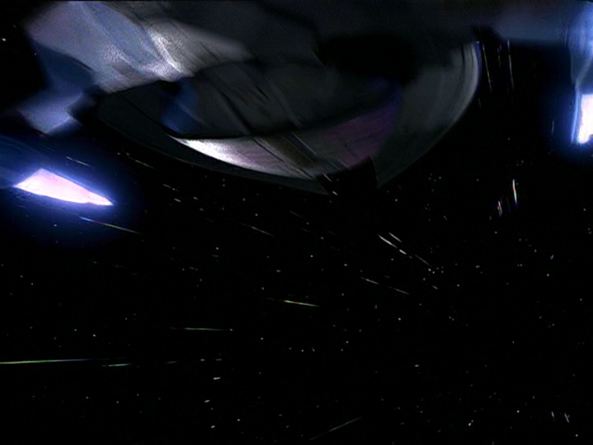 extant_StarTrek_DS9_7x19-StrangeBedfellows_0885.jpg