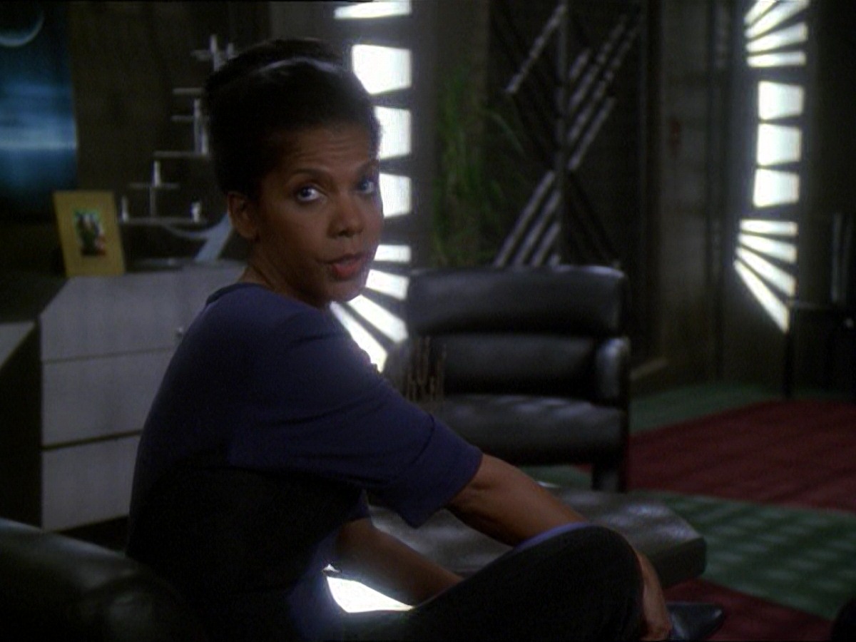 extant_StarTrek_DS9_7x19-StrangeBedfellows_0997.jpg