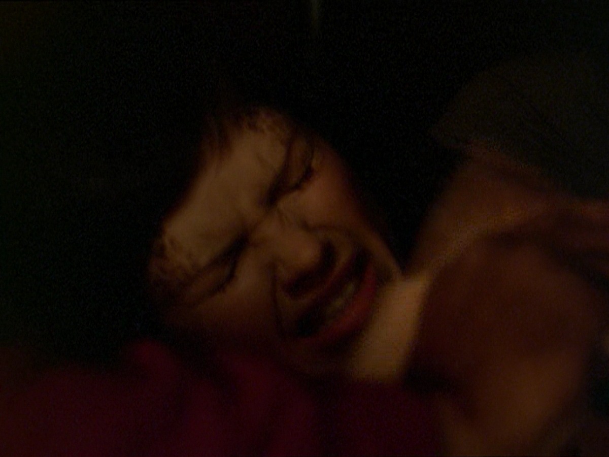 extant_StarTrek_DS9_7x19-StrangeBedfellows_1111.jpg
