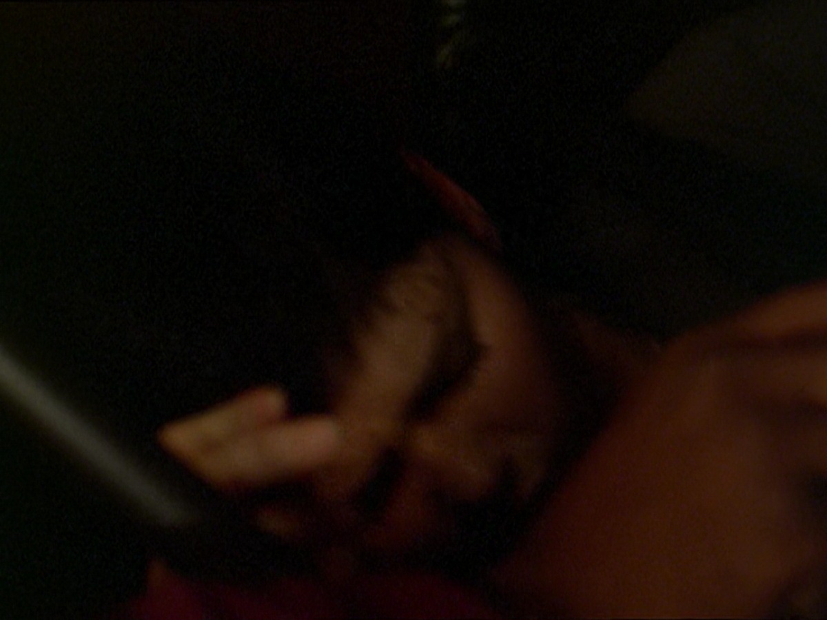 extant_StarTrek_DS9_7x19-StrangeBedfellows_1113.jpg